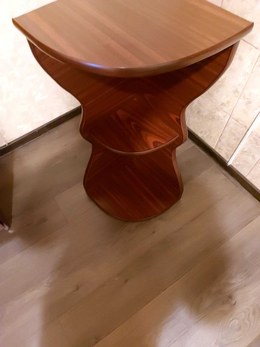 Raft de colt, etajera