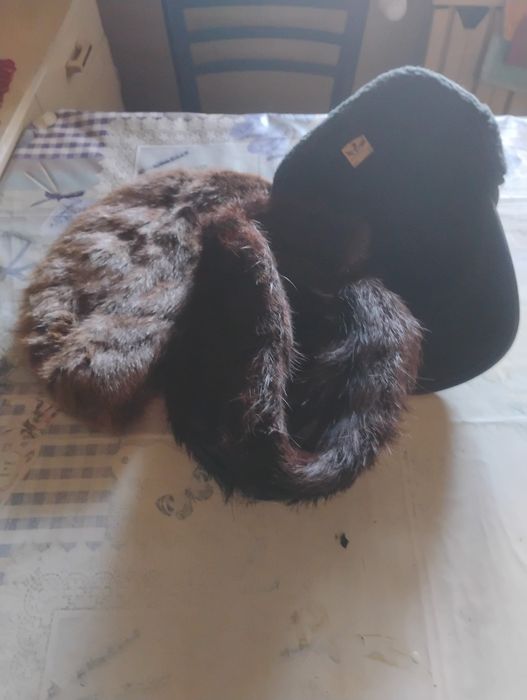 Căciulă dama imblanita