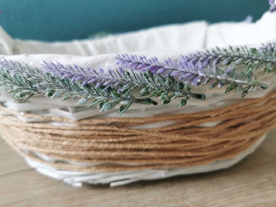 Кошница за различни поводи - подаръци, кръщене, чествания