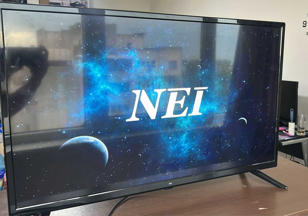 Televizor NEI Smart TV  FULL HD  80 cm – stare foarte bună