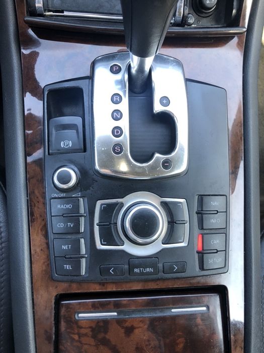 Audi A8 d3 4.2 на части