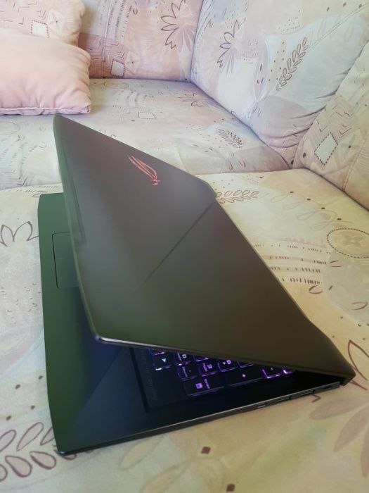 Laptop gaming ASUS ROG 24GB RAM DDR4 GTX 1060 i7 7700HQ + SSD schimb
