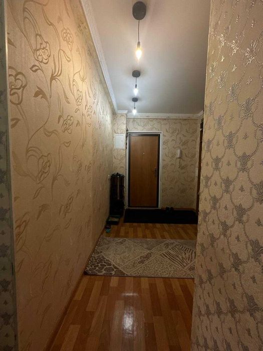 2 к.кв. в 8 мкр-не р-н Алтай