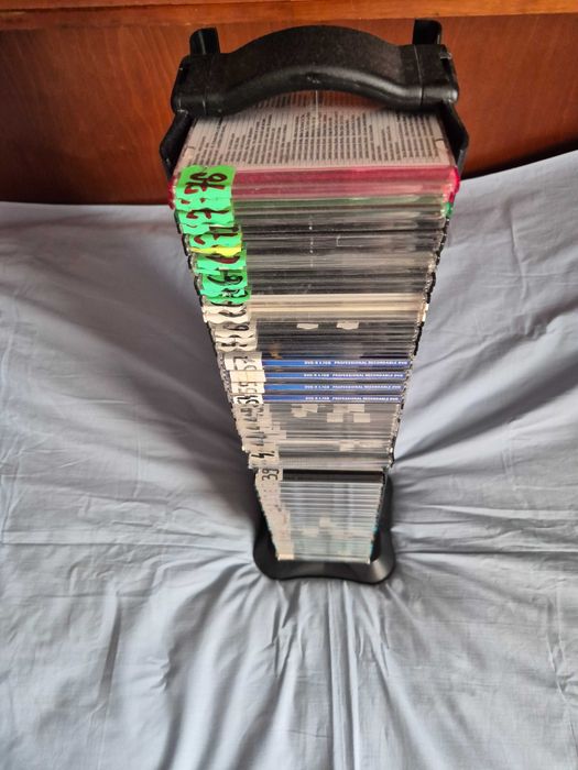 Vand Cd-uri Mp3 Toate Genurile, Suport 40 cd-uri La Cel Mai Bun Pret.