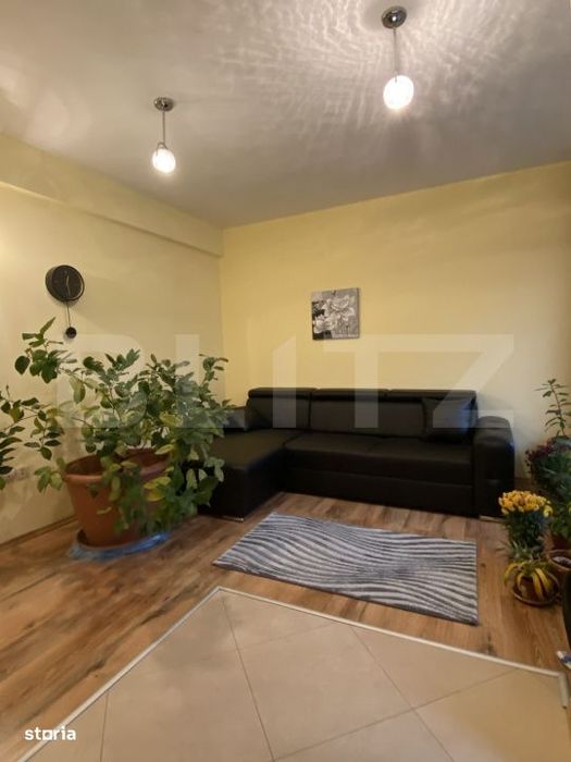 Casa de vanzare, 295 mp, zona Central