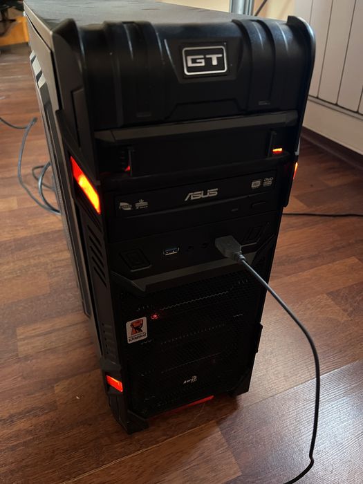 Продам Системный блок Core I7 8 ядров