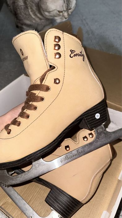 Коньки, 35 размер