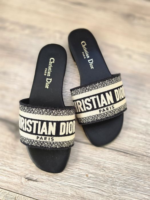 Дамски чехли Dior