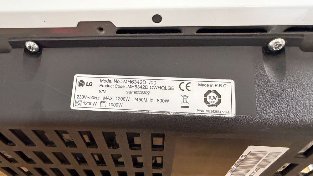 Cuptor microunde LG - 23 litri