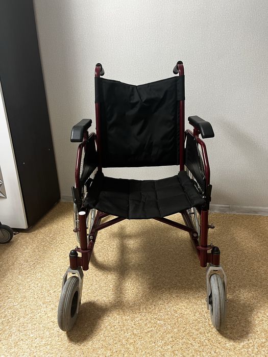 Инвалидная коляска