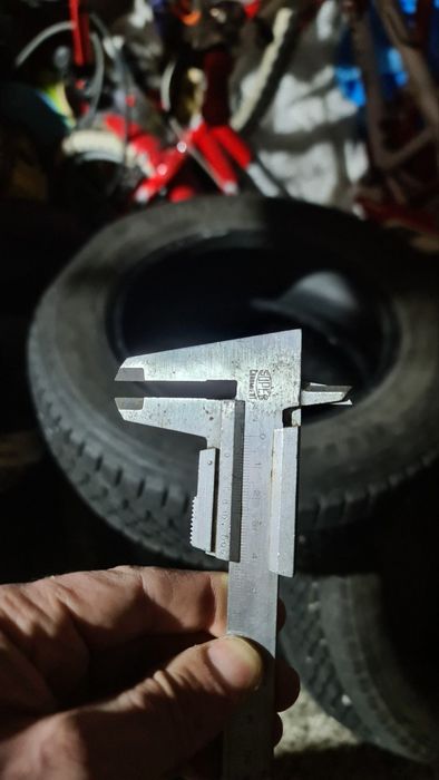 4 зимни гуми за бус Bridgestone Blizzard  195/70R15 C 104/102R