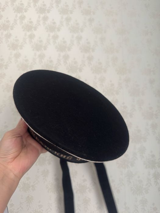 Продам черную бескозырку