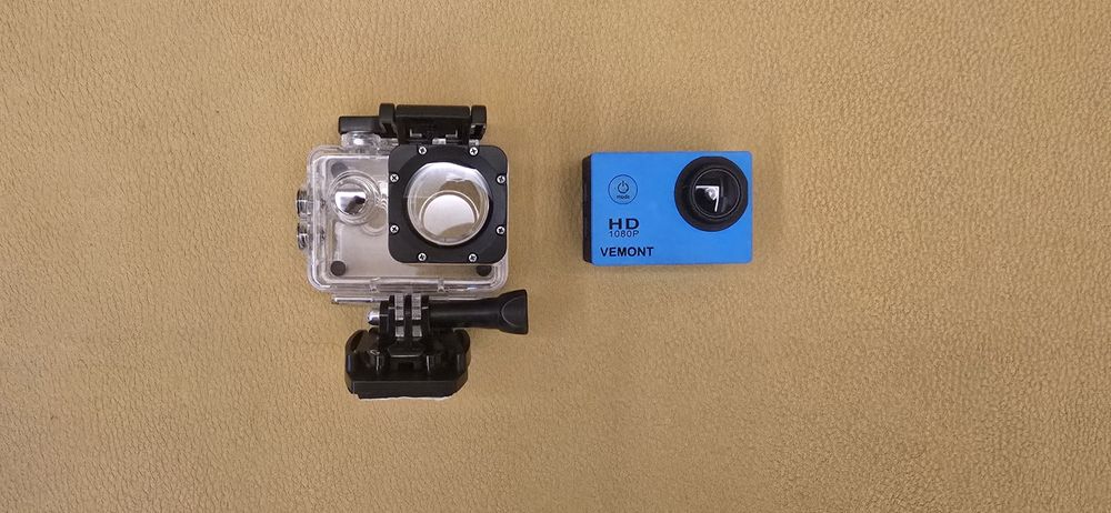 Savage gear плуващ елек + подарък екшън камера