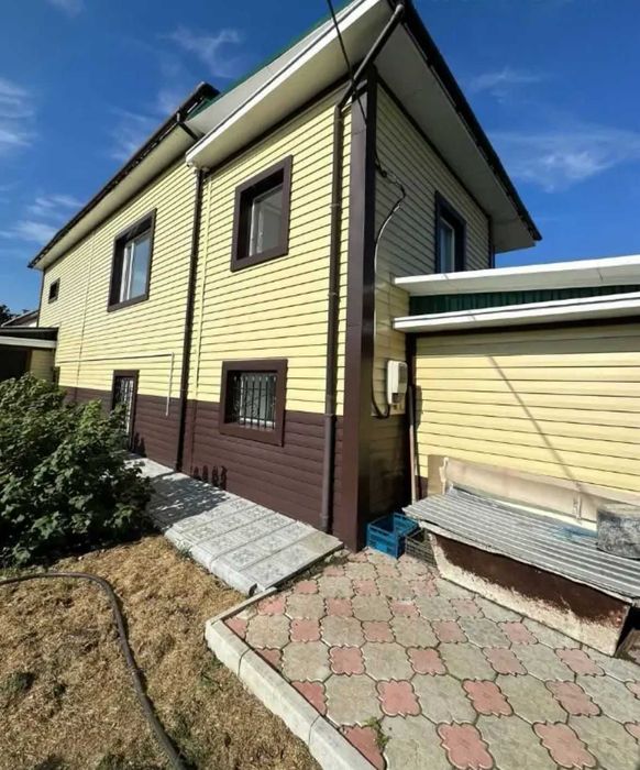 благоустроенный коттедж в черте города