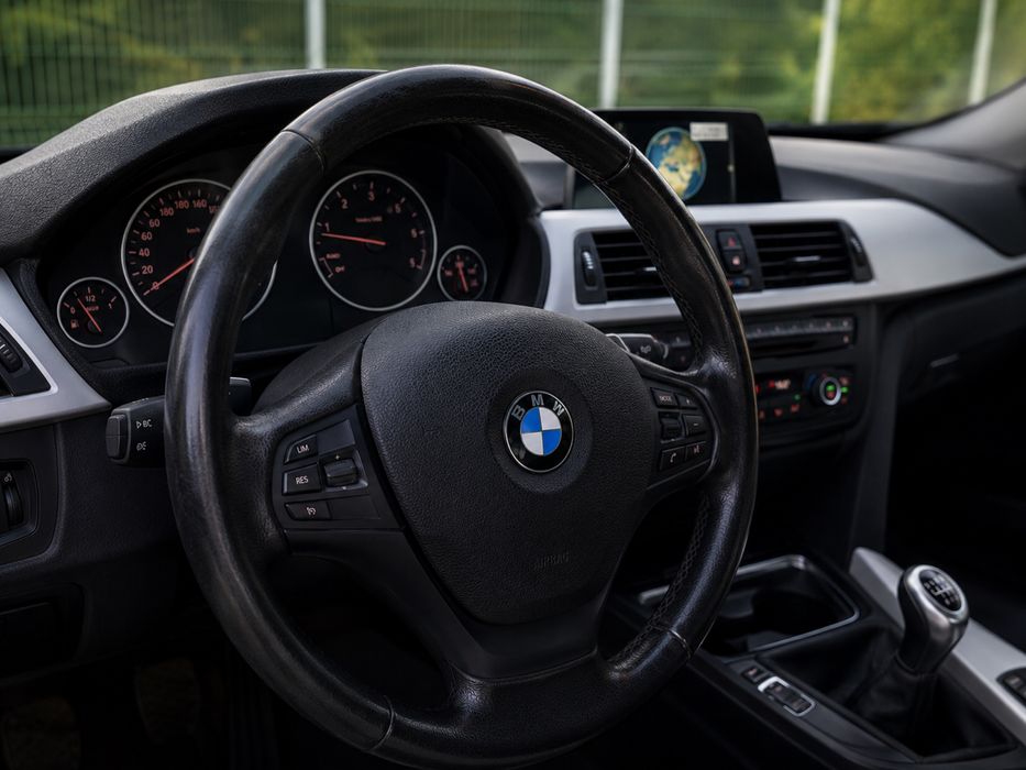 BMW Seria 3 GT 320d 184cp E6 *2015*