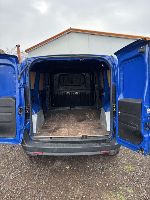 Vand opel conbo an 2018