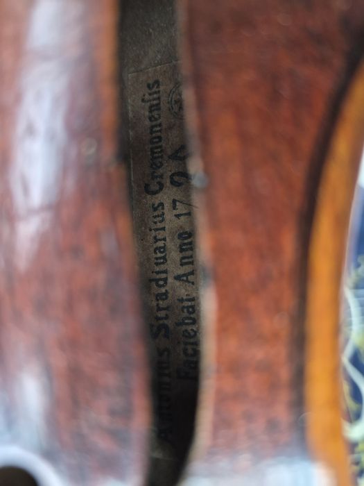 Vioara veche Stradivarius