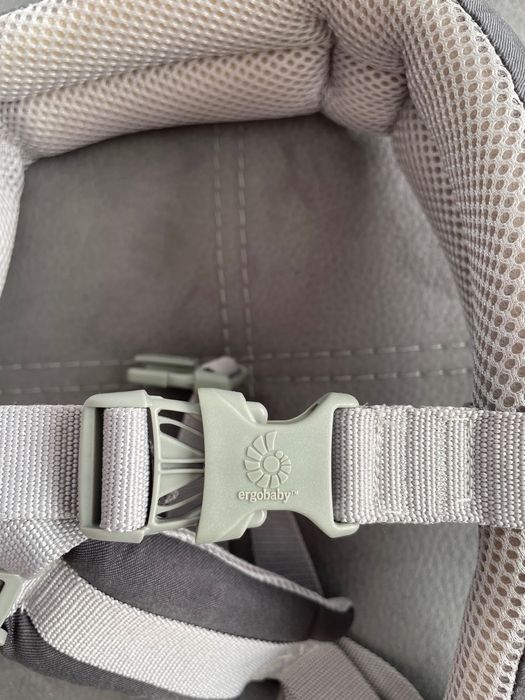 Ергономична бебешка раница Ergobaby+ топло зимно покривало