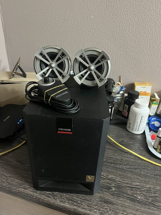 Microlab сабвуфер и колонки