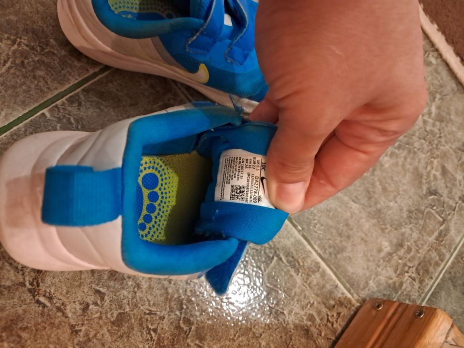 Детски маратонки и ботуши  27 номер