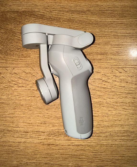 Стабилизатор DJI Osmo Mobile SE для смартфона, для фото и видео сьемки