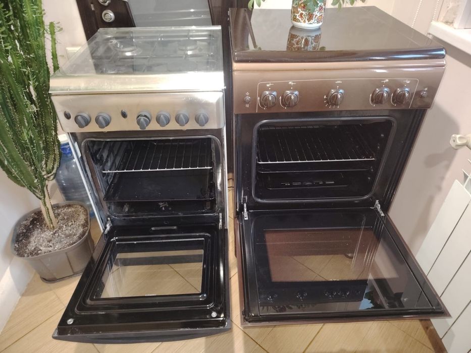 Продам газовые плиты Индезит и Гефест
