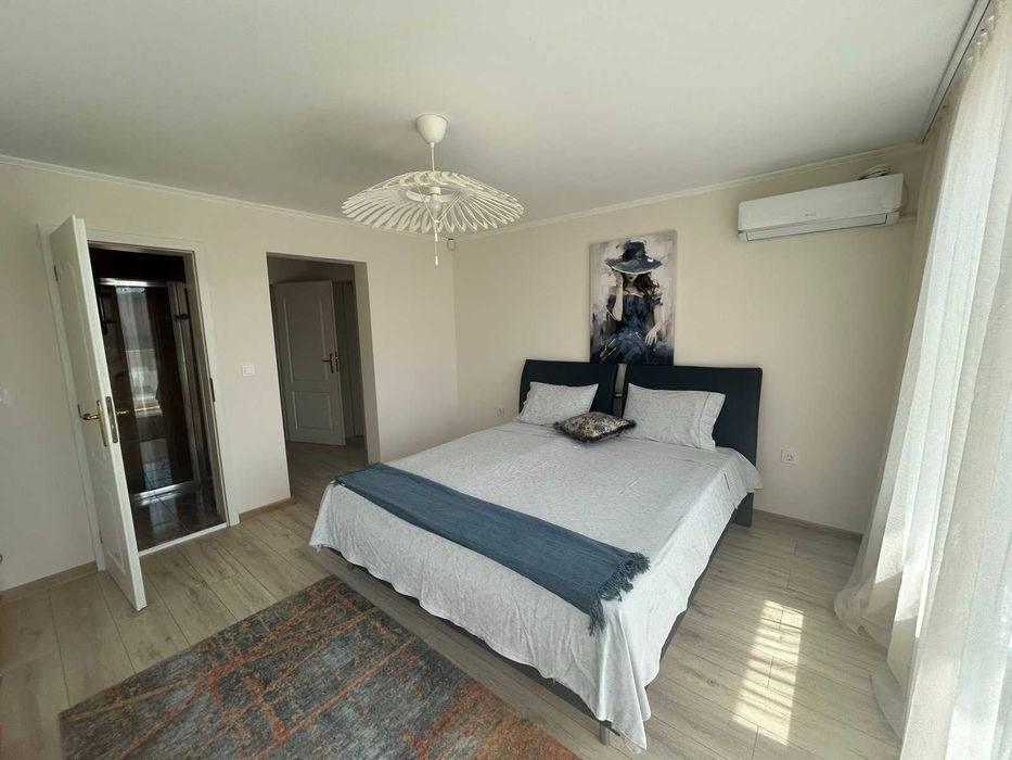 Голяма къща с басейн на 10 мин от плажовете на Бяла