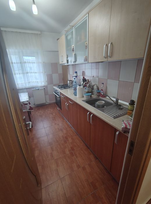 Vand apartament 2 camere vasile alecsandri 39  bacau bloc 1980