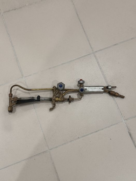 Продам резак Продам резак