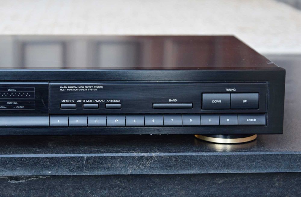 Tuner Denon TU-460, radio