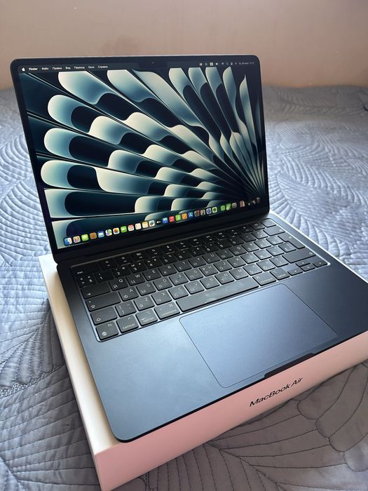 MacBook Air 13 (2022)
