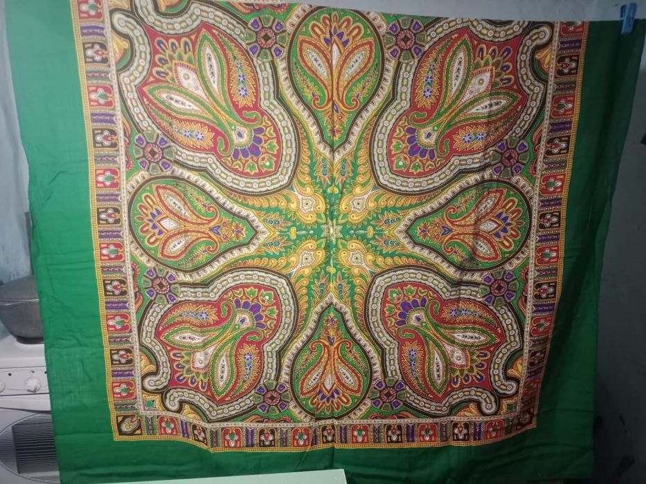 Продажа женской одежды