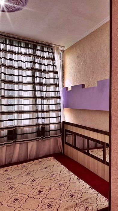 массив: Фируза. (Эко- Базар).  2х- комнатная.