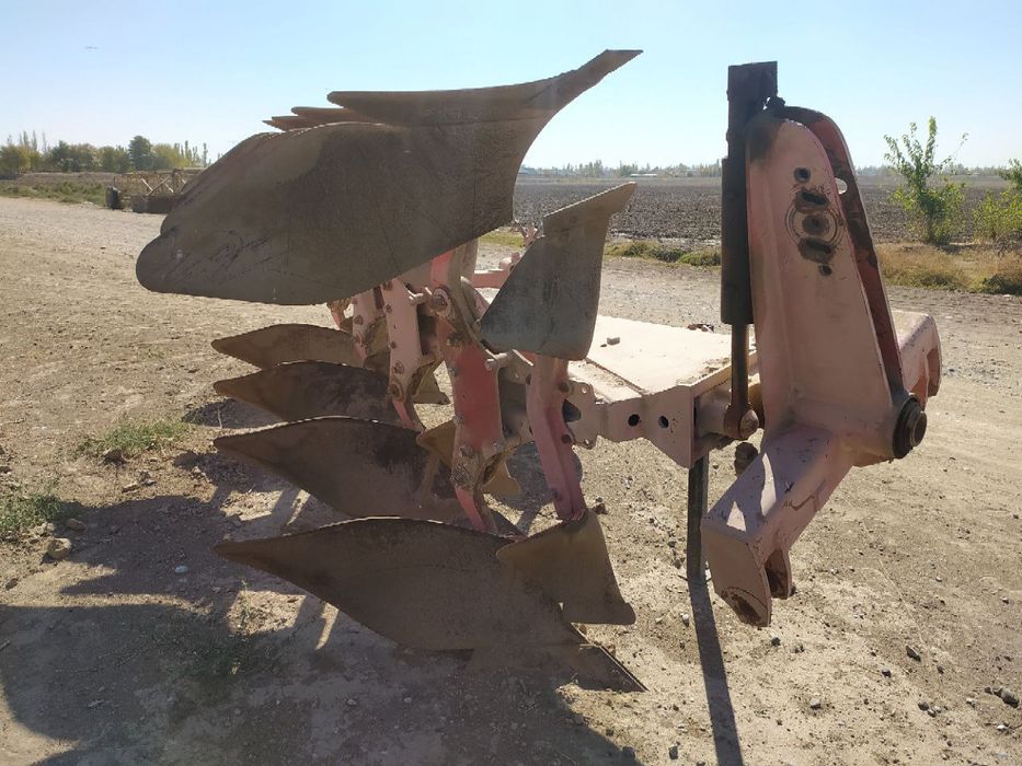 Aylanma plug sotiladi