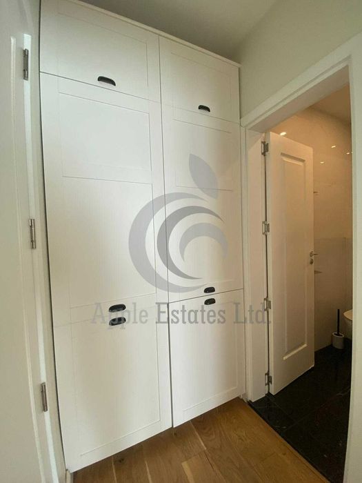 Дава се под наем Тристаен апартамент в София, Център - 110 кв.м за 1100 € - Снимка #10