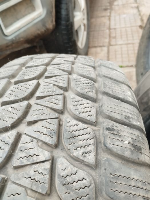 225.75.16.зимни гуми