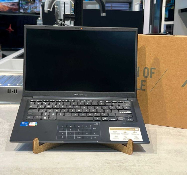 Asus Vivobook X1404V i5-1335U 12/256/display 14' IPS