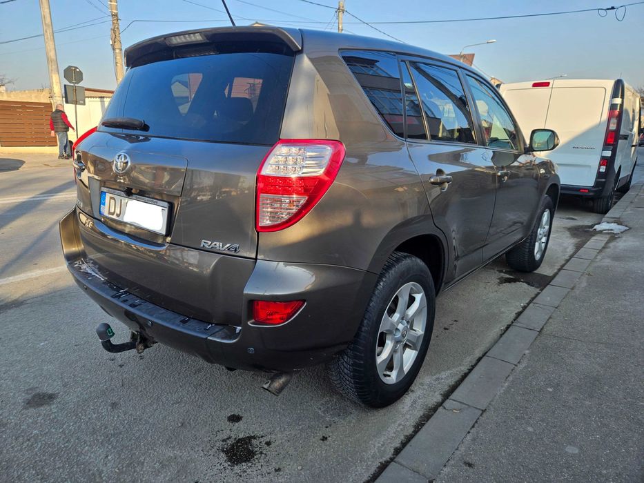 TOYOTA RAV4 III DIESEL / 4x4/cutie automata/ 2010 EURO 5/ 315000km