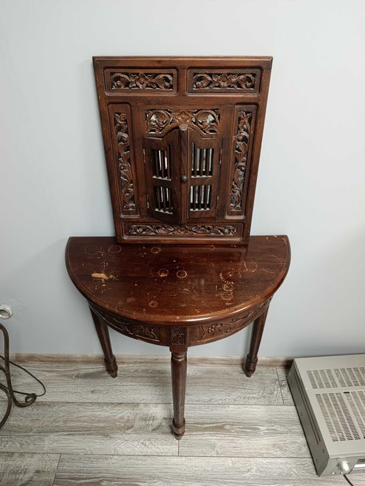 Рустикална тоалетка с огледало