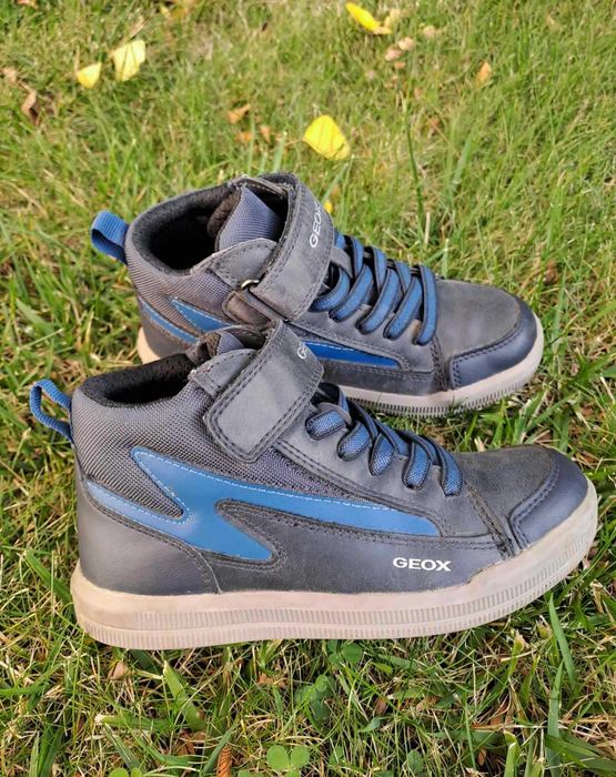 Детски боти Geox 30номер,за момче