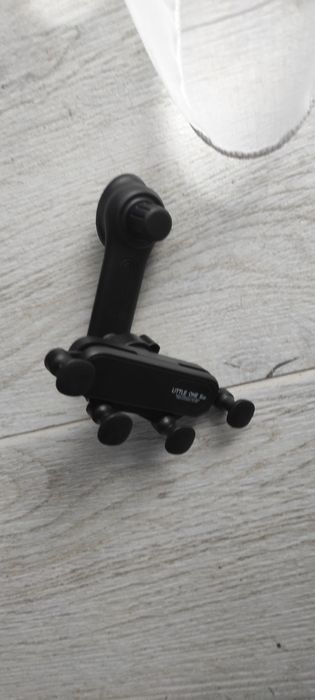 Автомобилна стойка за телефон