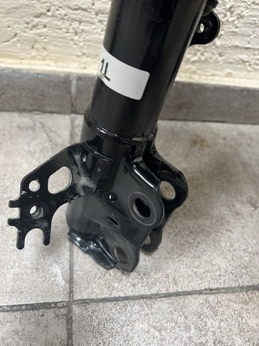 Амортизаторы Камри 70-75 оригинал