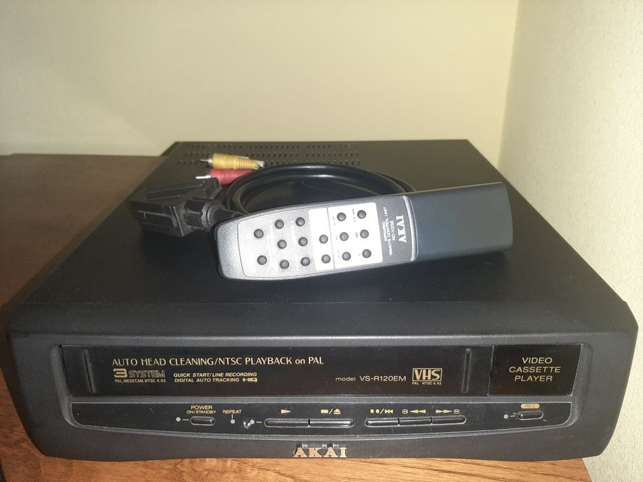 Video recorder Akai