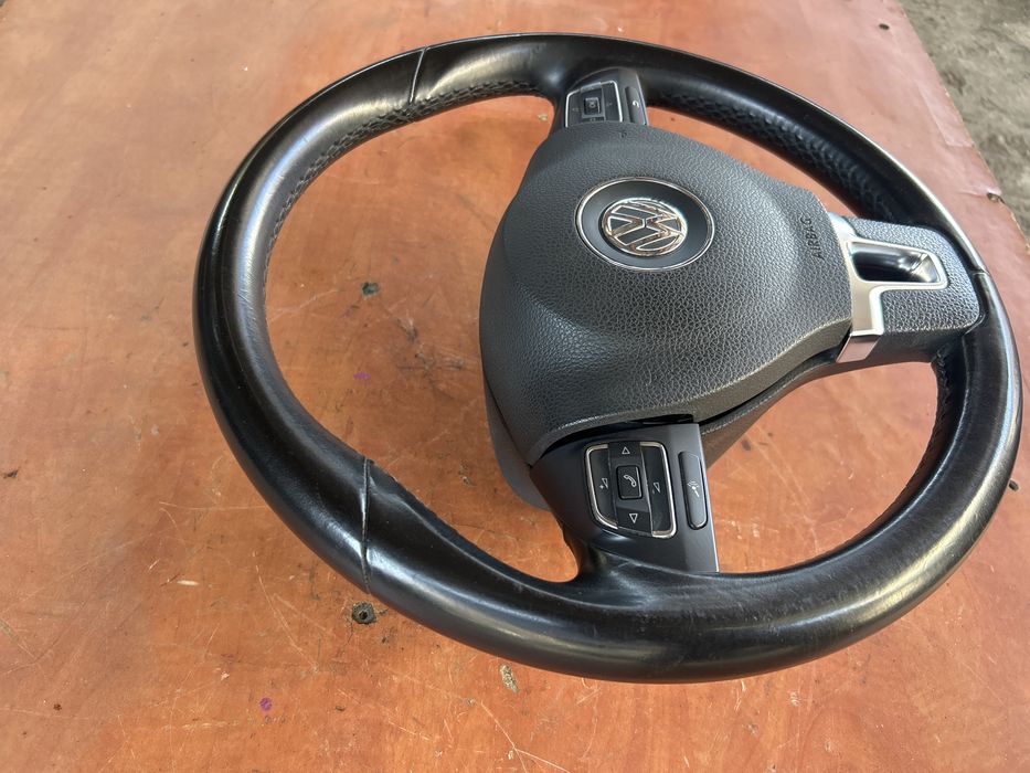Volan piele cu comenzi vw golf 6 an 2009-2014