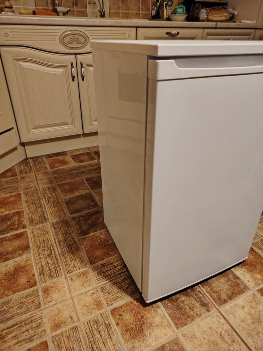 Frigider Sharp impecabil