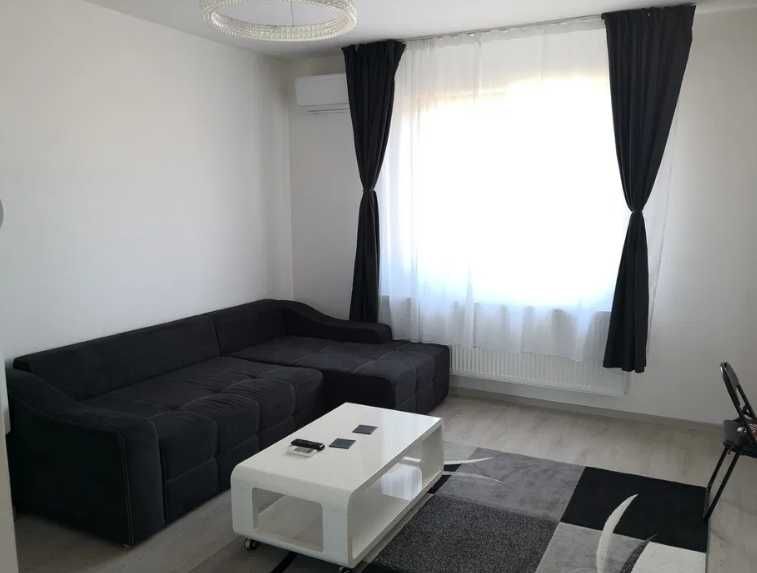 Дава се под наем Тристаен апартамент в Бургас, Зорница - 80 кв.м за 40.8 € - Снимка #1