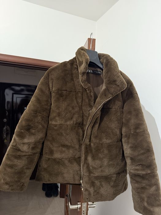 Дамски пухени палта