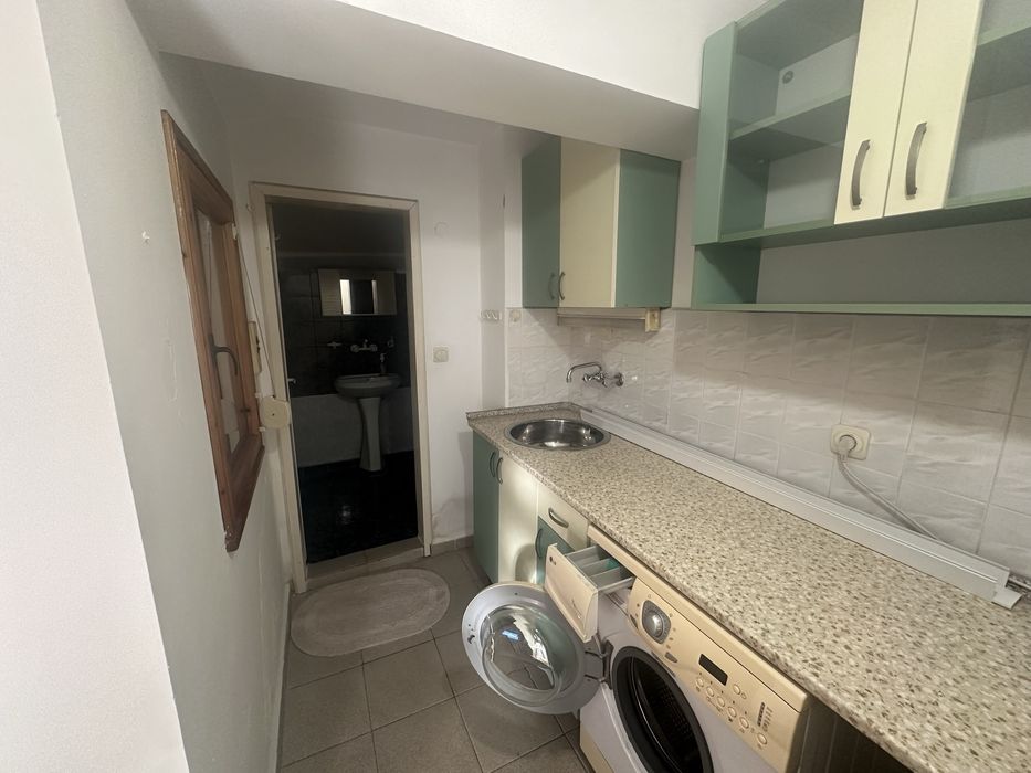 Дава се под наем Тристаен апартамент в Бургас, Братя Миладинови - 86 кв.м за 382.5 € - Снимка #4