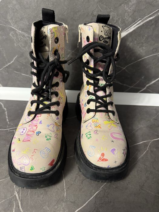 Запазени боти Zara