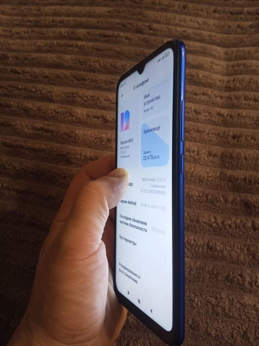 Продам смартфон Redmi
